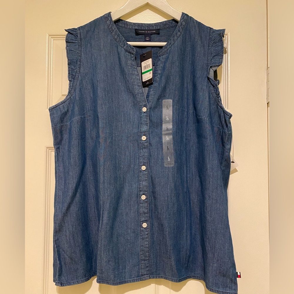 NWT Tommy Hilfiger Top